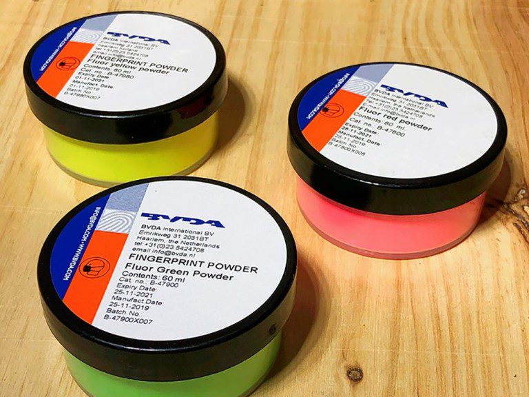 POLVO FLUORESCENTE